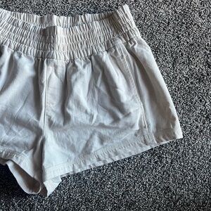 Aerie Shorts - Cream